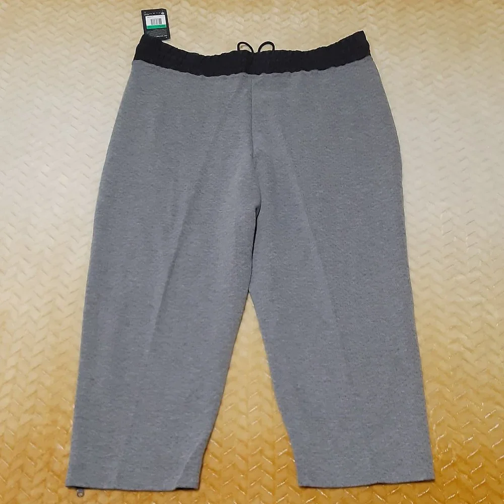 Women's XL Nike Tech Pack Capri Pants Retail $110.00 NWT_6